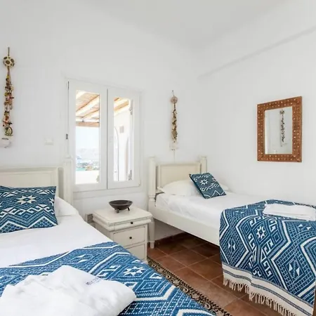 In Mykonos With Excellent Sea View *
