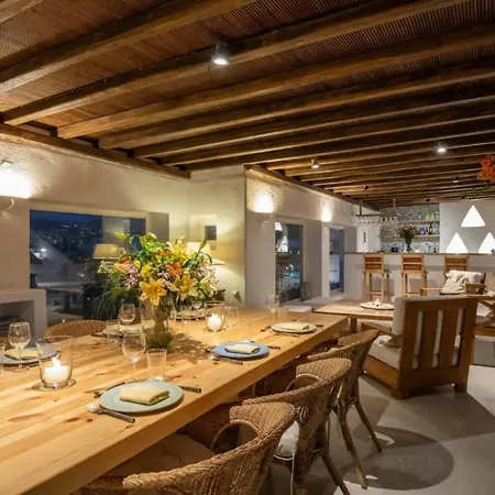 Villa In Mykonos With Excellent Sea View Glásztrosz